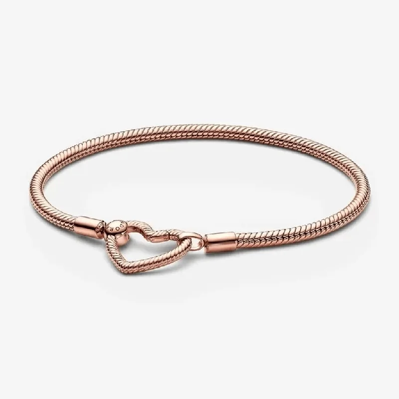 PANDORA : Pandora Moments Heart Closure Snake Chain Bracelet