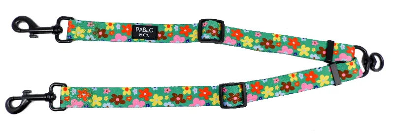 Funky Flowers: Adjustable Leash Splitter